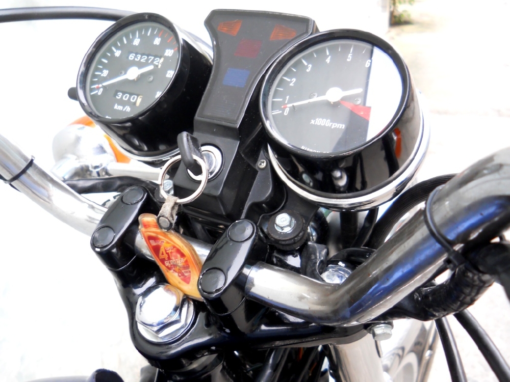 Bán xe LA250 CUSTOM nguyên thủy, máy nguyên zin cực đẹp, cực mạnh nổ cực êm giá 86tr