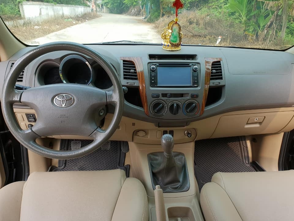 Cần bán xe Toyota Fortuner 2.5MT