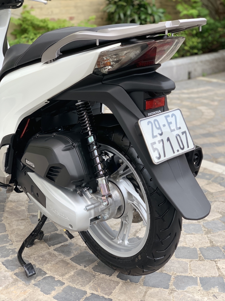 Cần bán SH Việt 150 ABS 9/2019 chạy 700km - mới tinh