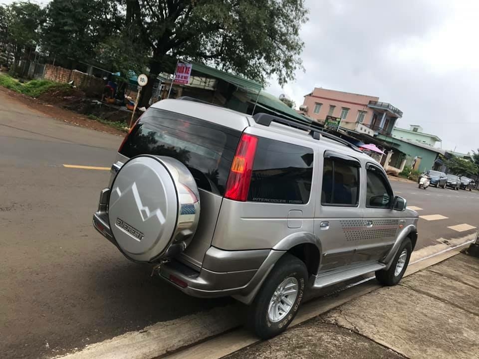 Gia đình bán Ford Everest 2006