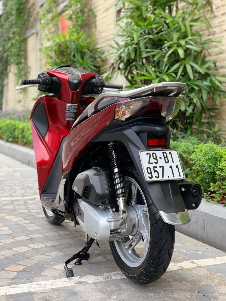 Cần bán SH Việt 150 ABS 2019 màu Đỏ quá đẹp
