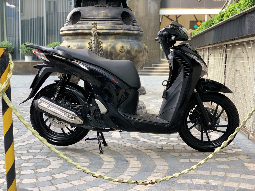 Cần bán SH Việt 125 Full nhập 2016 màu đen cực chất