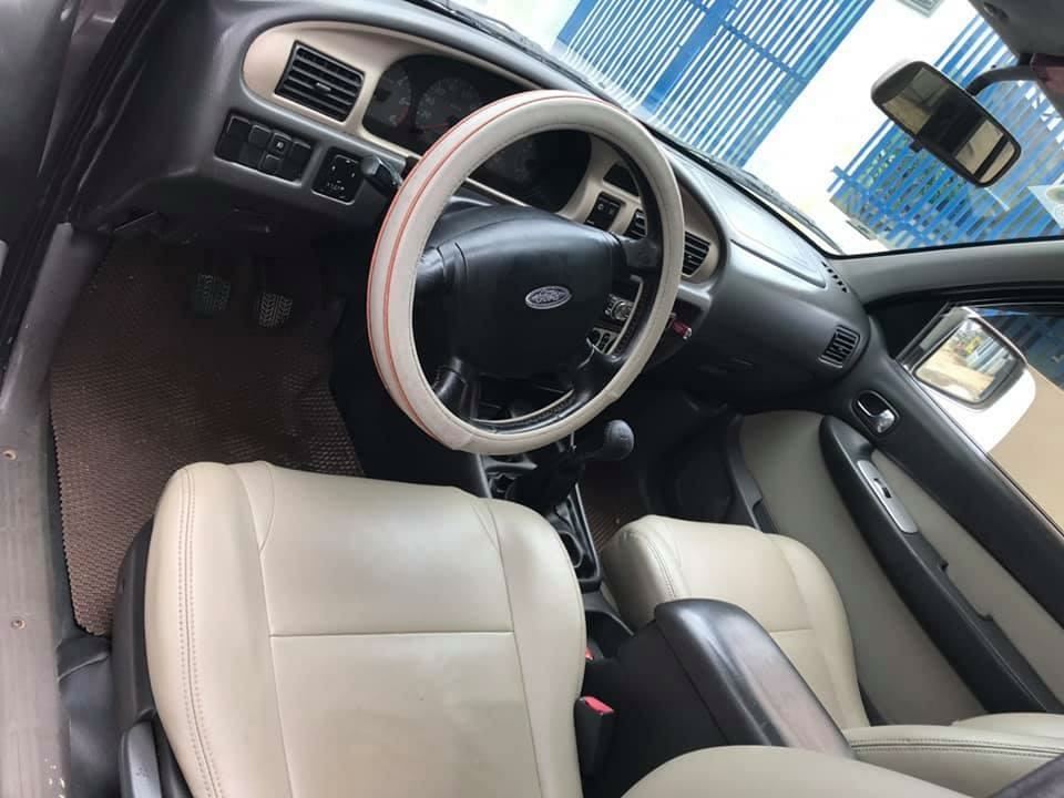 Gia đình bán Ford Everest 2006