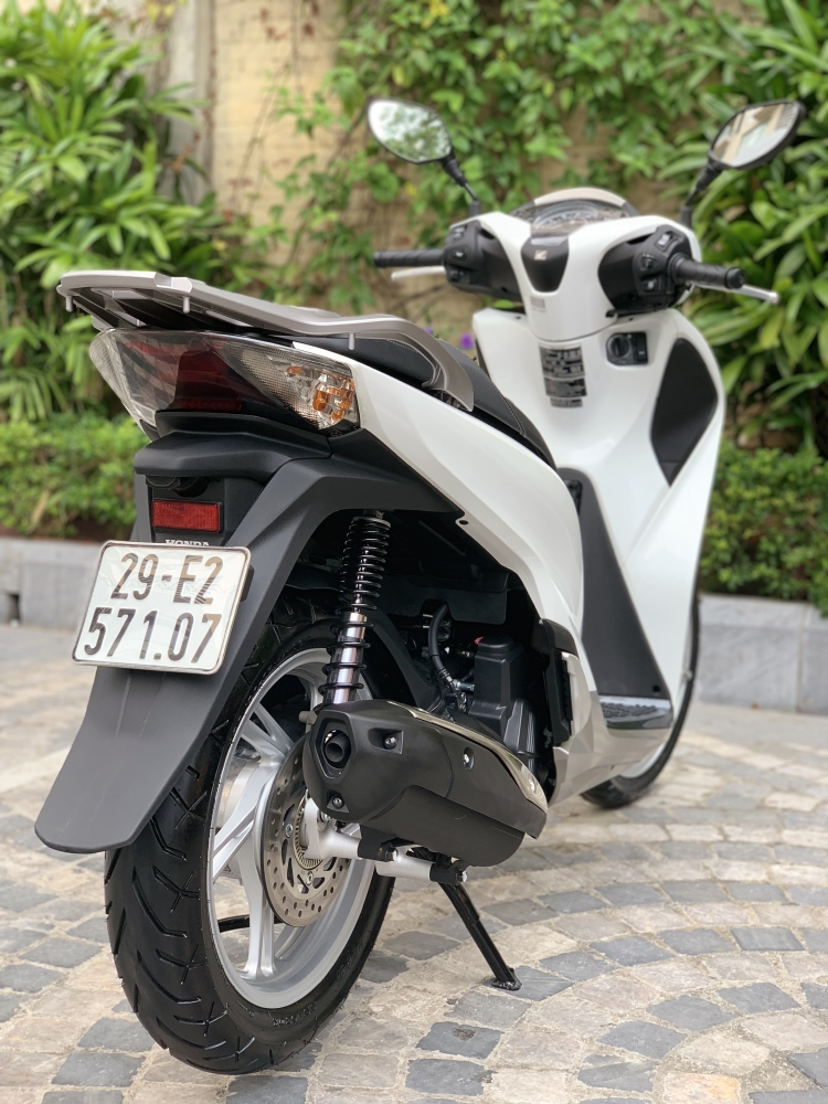 Cần bán SH Việt 150 ABS 9/2019 chạy 700km - mới tinh