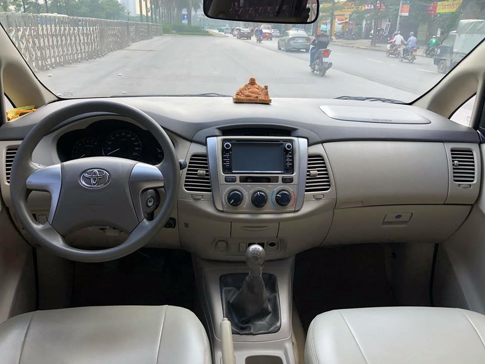 Bán Toyota Innova 2015