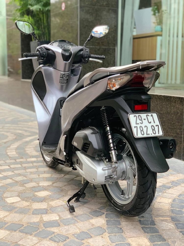 Cần bán SH Việt 150 CBS 5/2019 chạy 1000km như mới