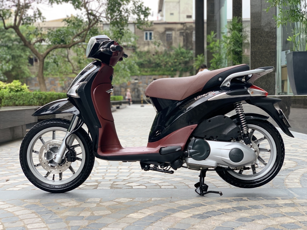 Cần bán Liberty 3Vie 2014 màu Đen quá chất