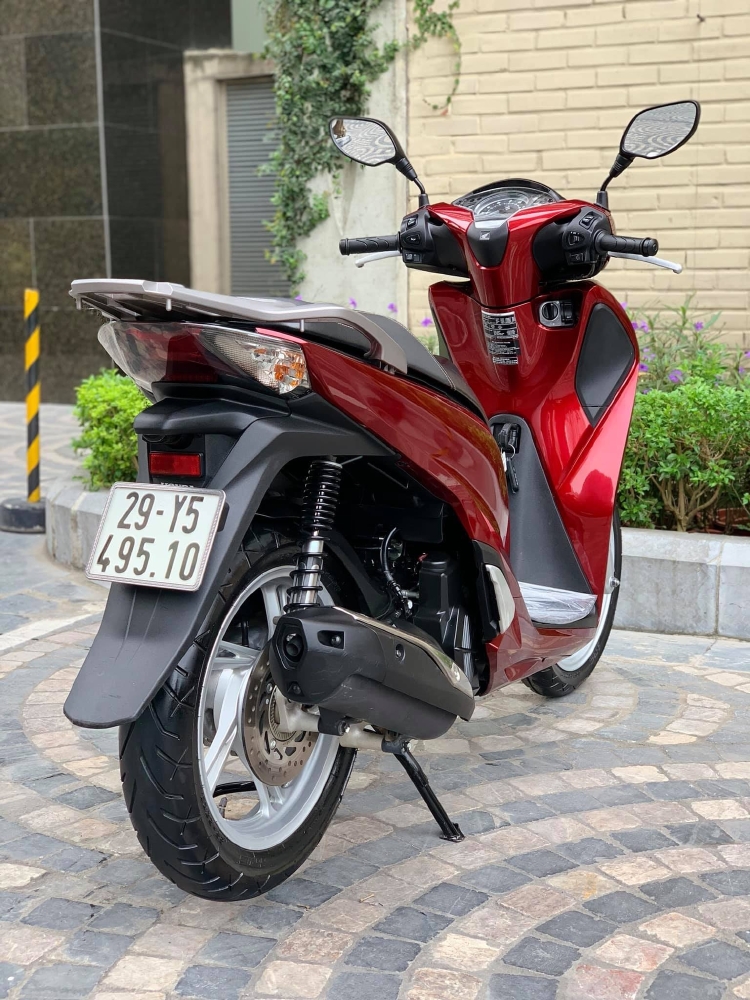 Cần bán SH Việt 125 ABS cuối 2017 màu Đỏ cực đẹp