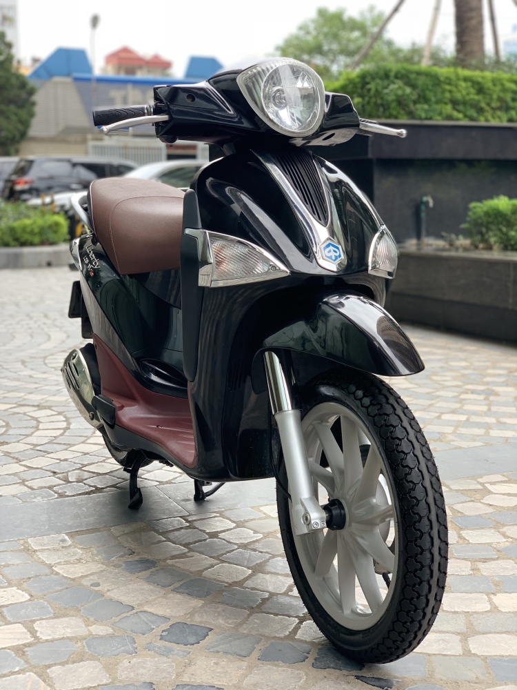 Cần bán Liberty 3Vie 2014 màu Đen quá chất