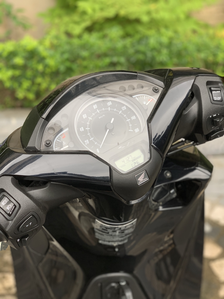 Cần bán SH Việt 150 CBS 2017 màu đen cực chất