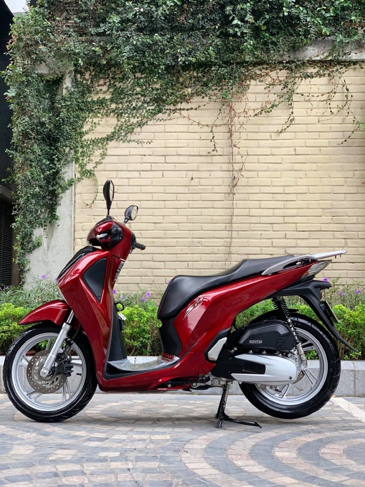 Cần bán SH Việt 125 ABS cuối 2017 màu Đỏ cực đẹp