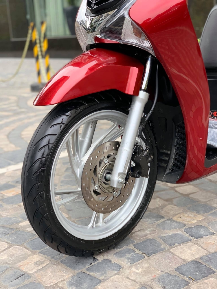 Cần bán SH Việt 125 ABS cuối 2017 màu Đỏ cực đẹp