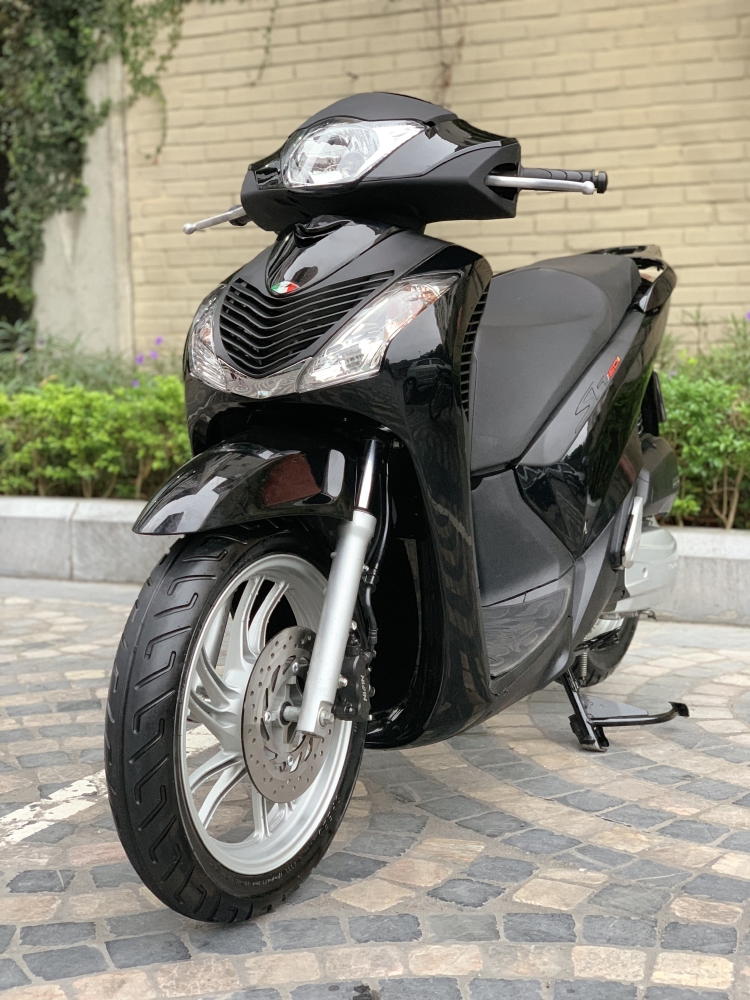 Cần bán: SH Việt 150 Full nhập 2015 màu Đen đẹp miễn chê