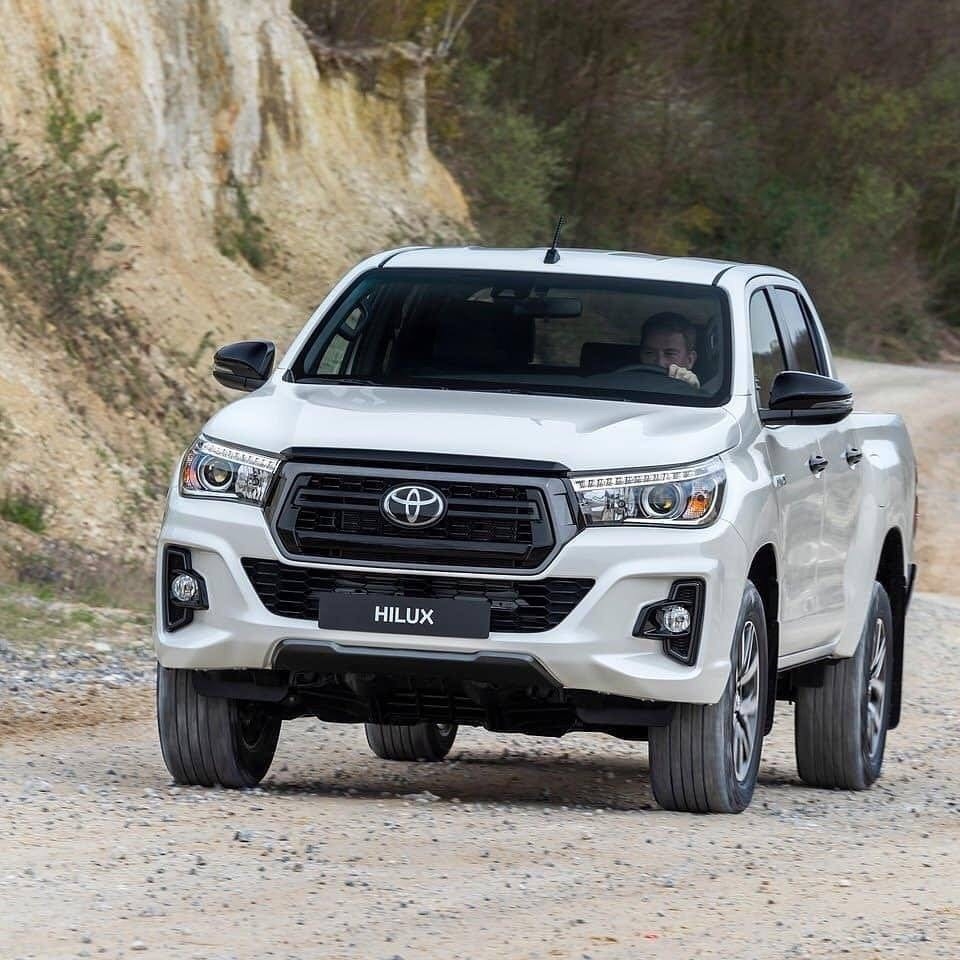 Bán xe Toyota Hilux 2019 Nhập Khẩu Nguyên Chiếc Tại Thái Lan Trả Góp 80% giá trị xe