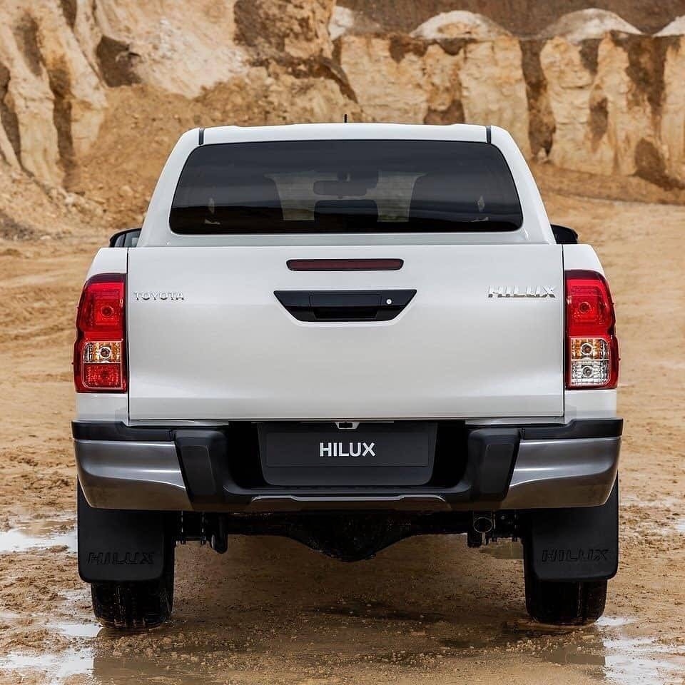 Bán xe Toyota Hilux 2019 Nhập Khẩu Nguyên Chiếc Tại Thái Lan Trả Góp 80% giá trị xe