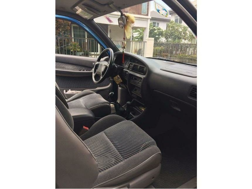 Gia đình cần bán xe Ranger 2001