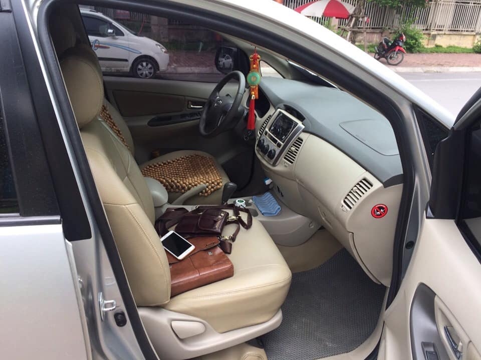 Bán Toyota Innova 2015 bản G