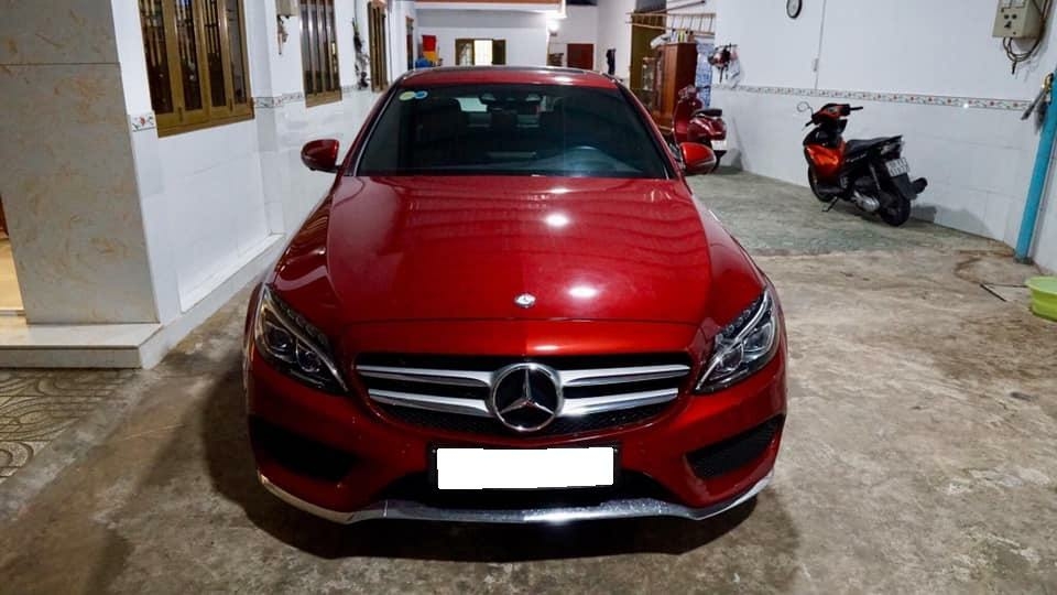 Gia đình cần bán xe C300 AMG, 2018