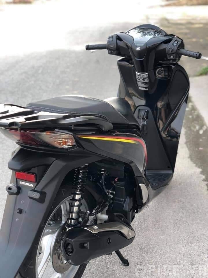 Xe SH150i Đời 2016 Màu Đen Nhập Khẩu Giá Rẻ