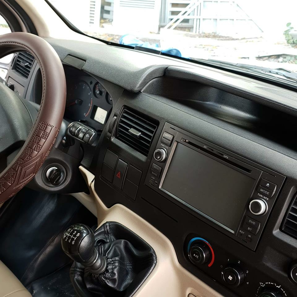 Gia đình cần bán xe Transit 2017