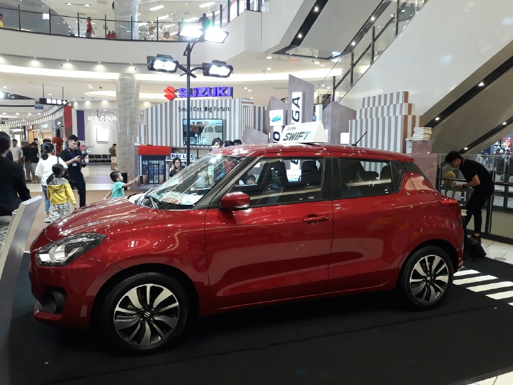 SUZUKI SWIFT 2019 GLX - NHẬP KHẨU THÁI LAN