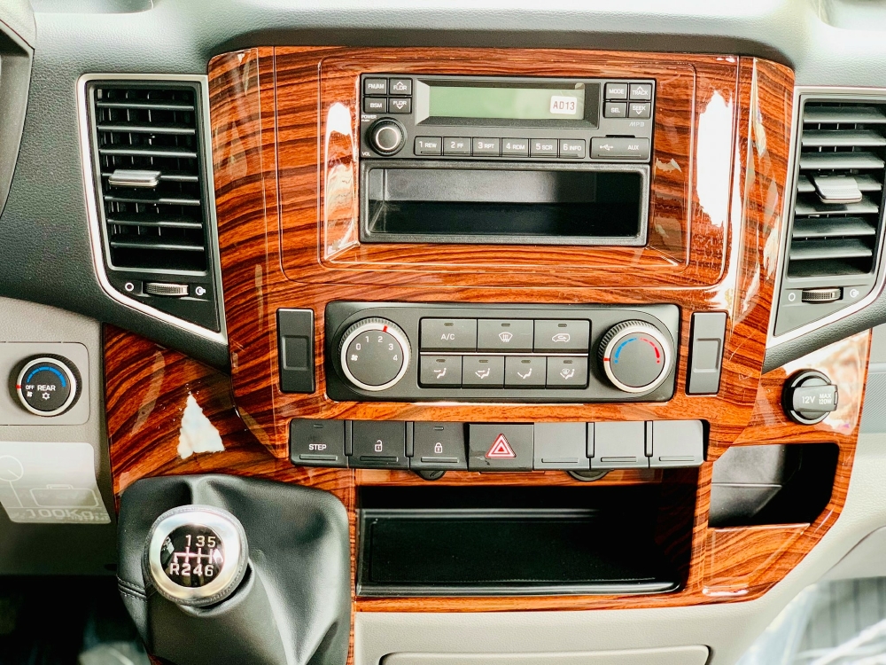 Hyundai Solaty , sang trọng hơn với phiên bản ghế Universe với option hấp dẫn