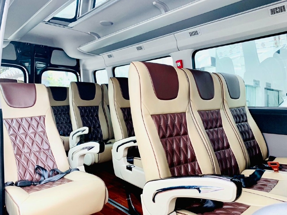 Hyundai Solaty , sang trọng hơn với phiên bản ghế Universe với option hấp dẫn