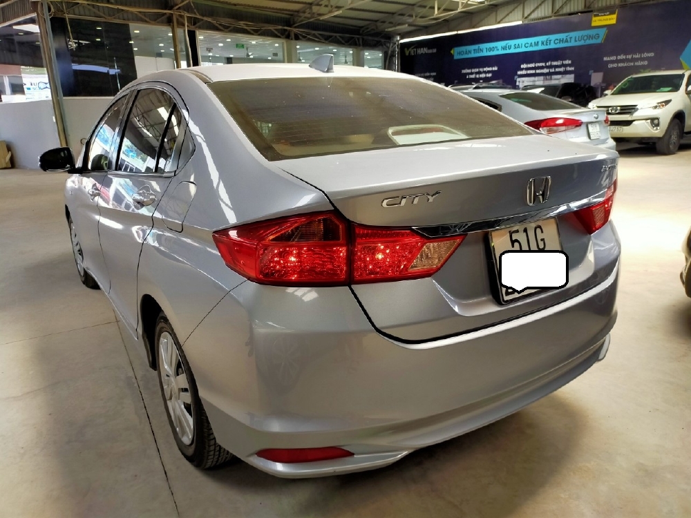 Honda City 1.5MT 2017 số sàn màu bạc biển SG