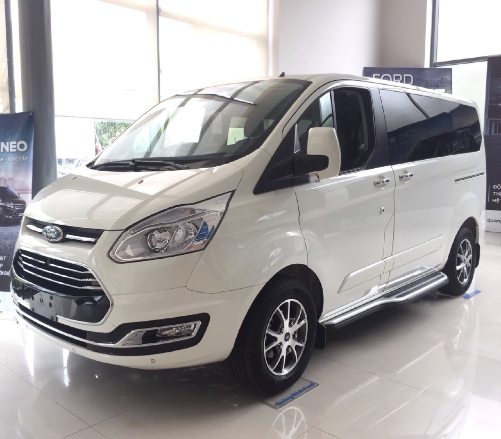 Ford Tourneo Premium – Limousine đẳng cấp