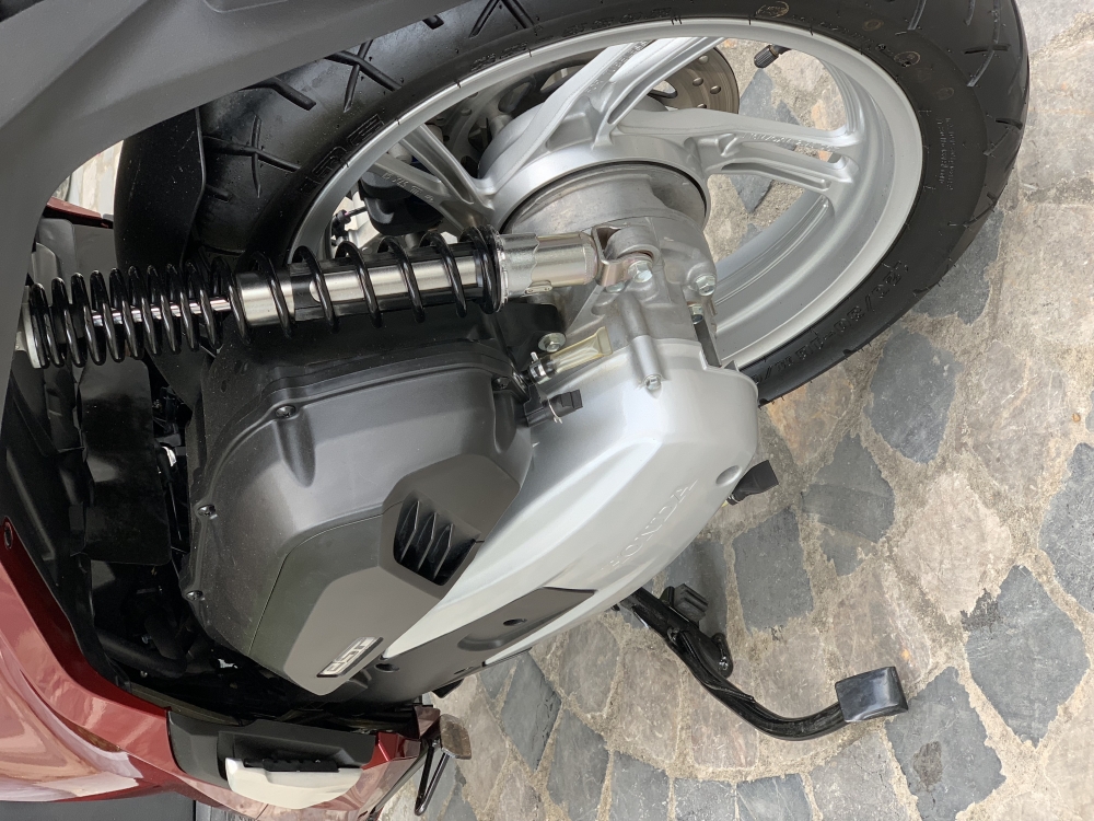 Cần bán SH Việt 150 ABS cuối 2018 màu đỏ cực mới