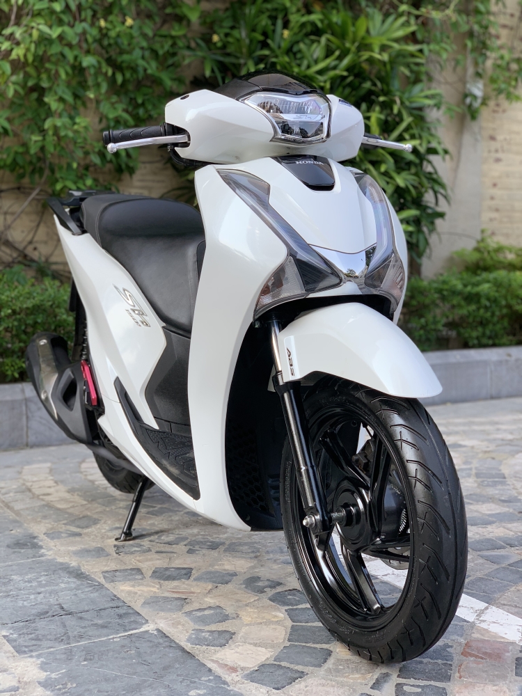 Cần bán Siêu phẩm SH Việt 150 ABS 2018 màu Trắng - Biển Vip