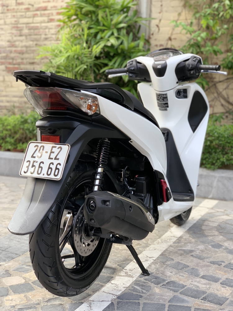 Cần bán Siêu phẩm SH Việt 150 ABS 2018 màu Trắng - Biển Vip