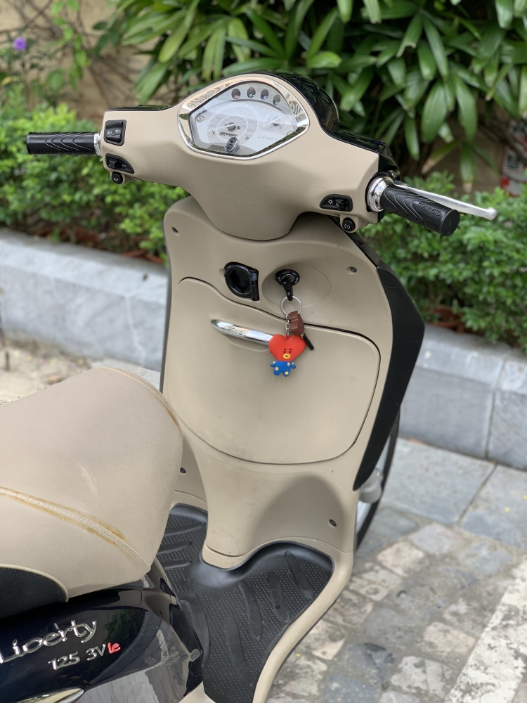 Cần bán Liberty 3Vie 2014 màu xanh tím cực chất