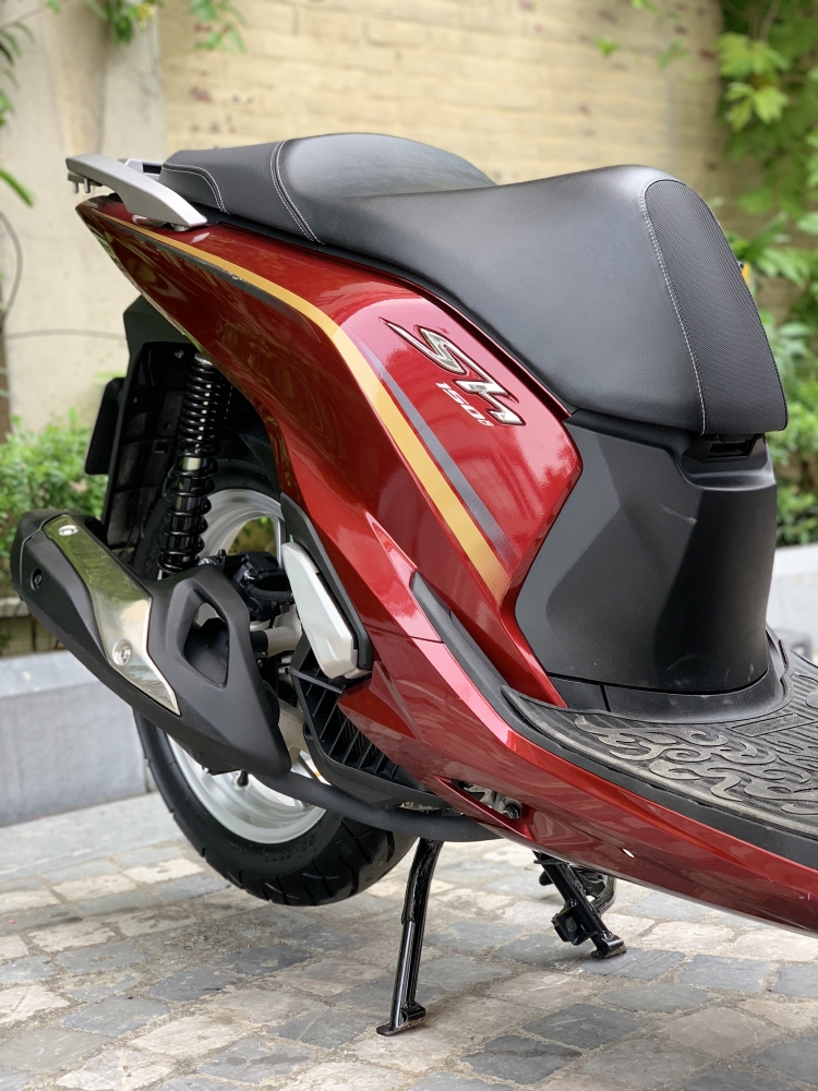 Cần bán SH Việt 150 ABS cuối 2018 màu đỏ cực mới