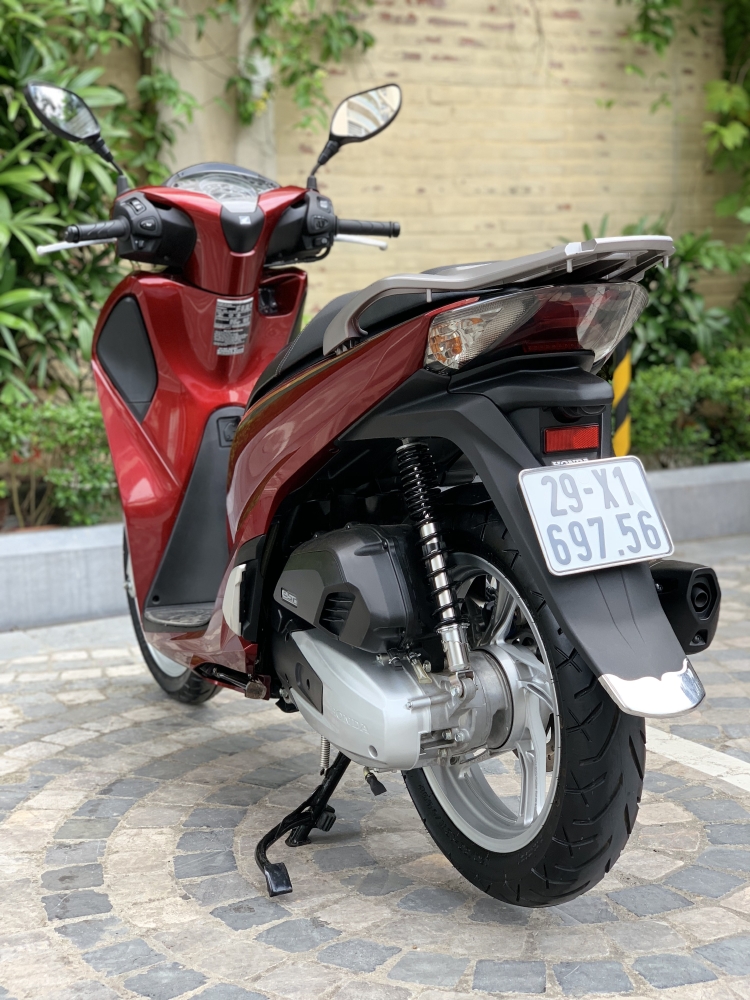 Cần bán SH Việt 150 ABS cuối 2018 màu đỏ cực mới