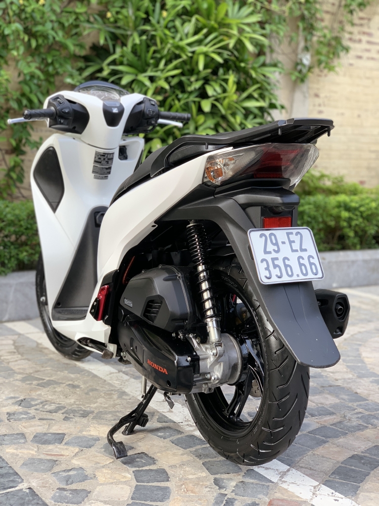 Cần bán Siêu phẩm SH Việt 150 ABS 2018 màu Trắng - Biển Vip
