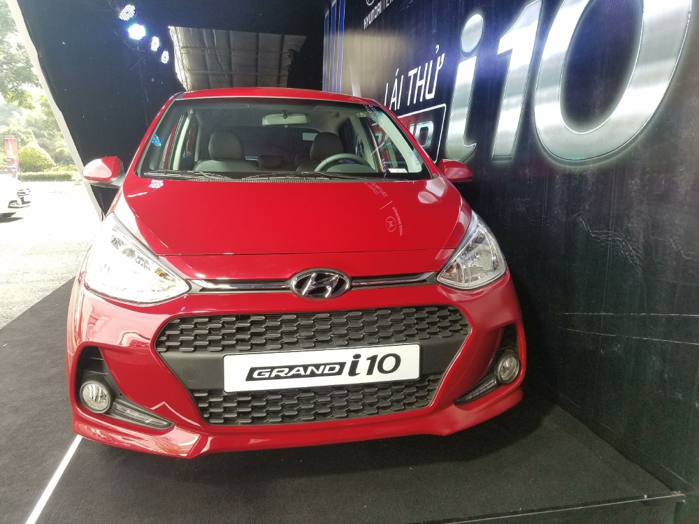 Hyundai i10 1.2 Hatchback Số Tự Động