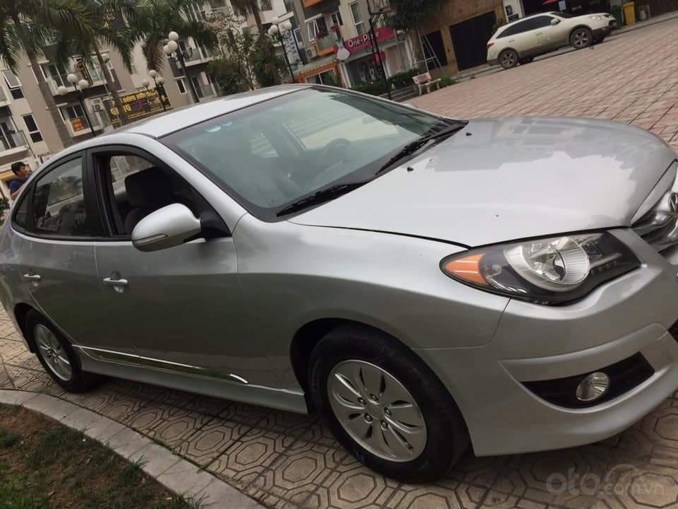 Bán Hyundai Avante 2013 số sàn màu bạc xe đi kỹ đẹp