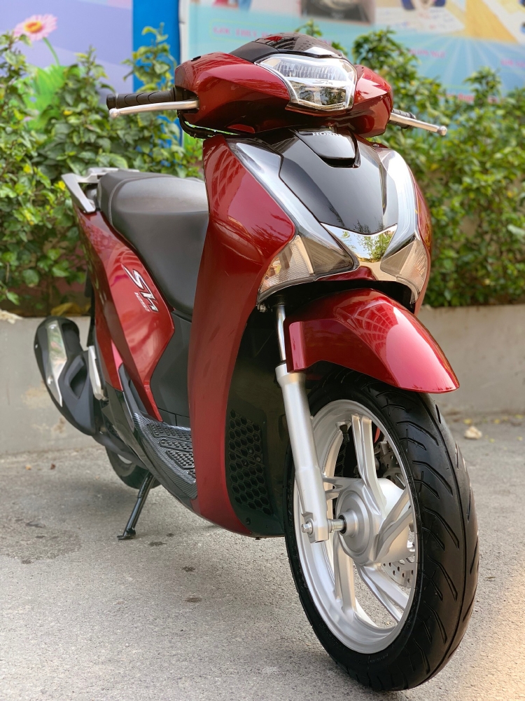 Cần bán SH Việt 125 CBS 2019 màu Đỏ mới như đập hộp