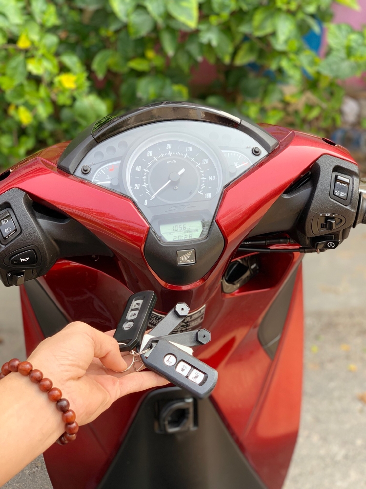 Cần bán SH Việt 125 CBS 2019 màu Đỏ mới như đập hộp