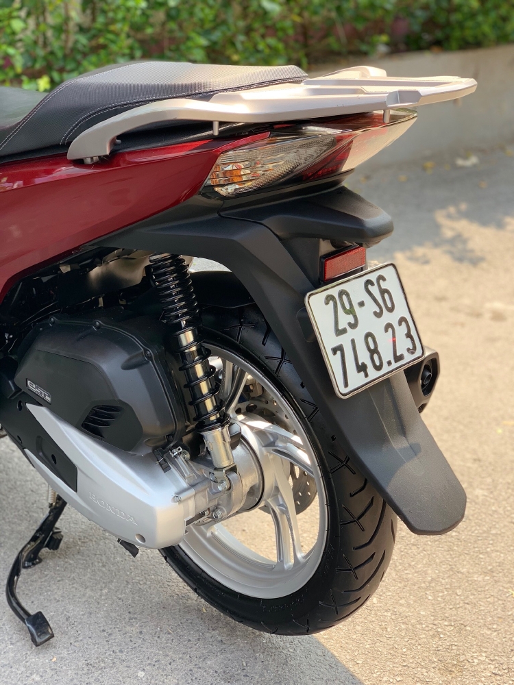 Cần bán SH Việt 125 CBS 2019 màu Đỏ mới như đập hộp