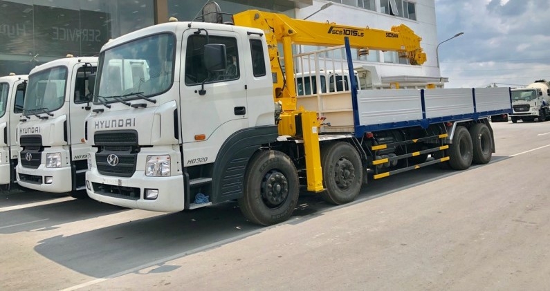 Xe Tải Hyundai HD320 4 chân Nhập Khẩu Nguyên Chiếc