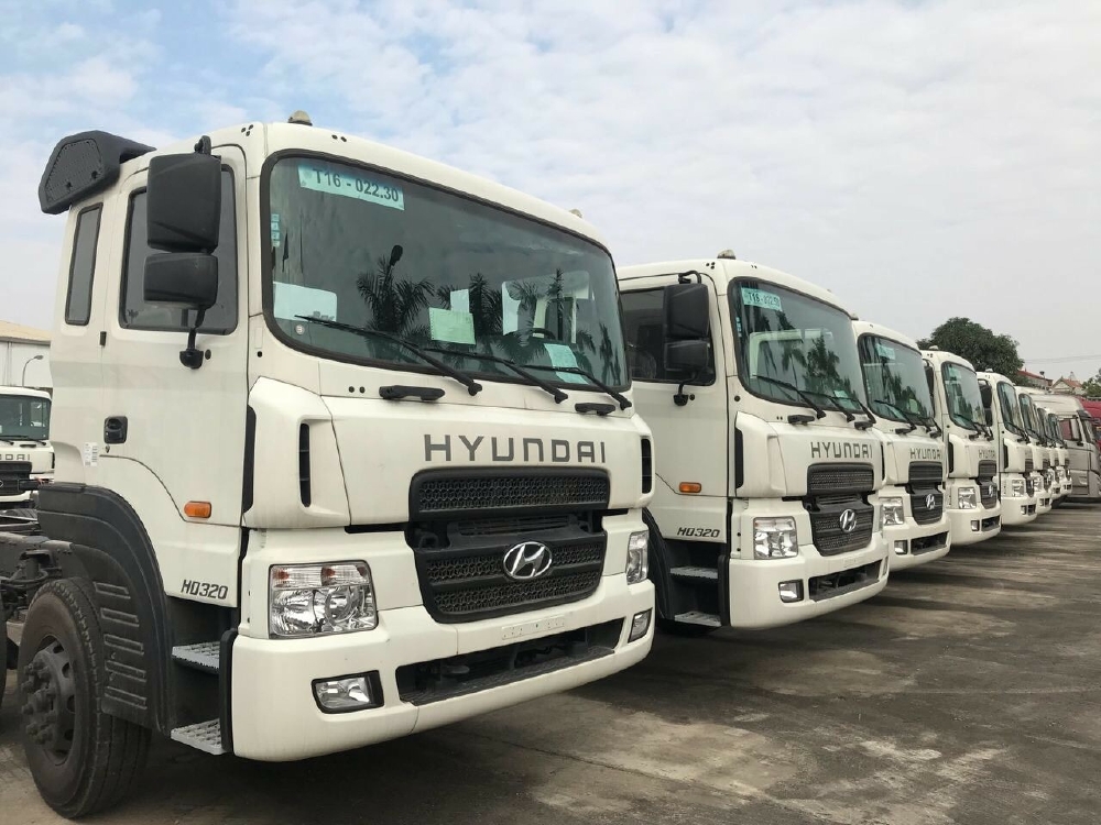 Xe Tải Hyundai HD320 4 chân Nhập Khẩu Nguyên Chiếc