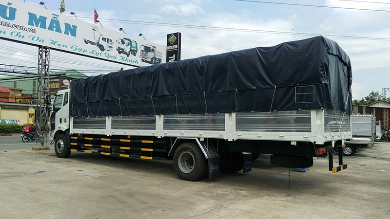 Bán nhanh xe tải 8 tấn thùng dài - Model 2019, trả trước 300 nhận xe