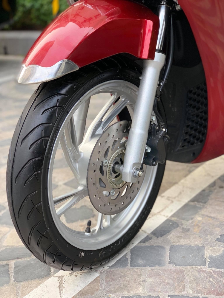 Cần bán SH Việt 150 ABS 12/2018 màu Đỏ đẹp miễn chê