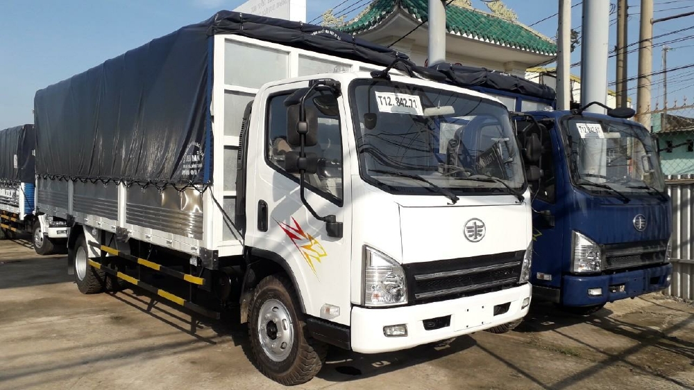 Xe tải 7t3 thùng 6m2 đẩy nhanh xe ga cơ cuối cùng