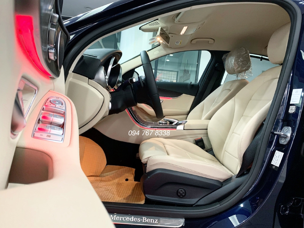 Cần bán Mercedes C200 2019 màu Xanh chính chủ biển đẹp
