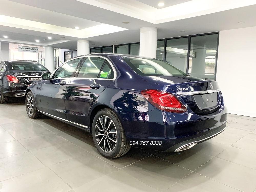Cần bán Mercedes C200 2019 màu Xanh chính chủ biển đẹp
