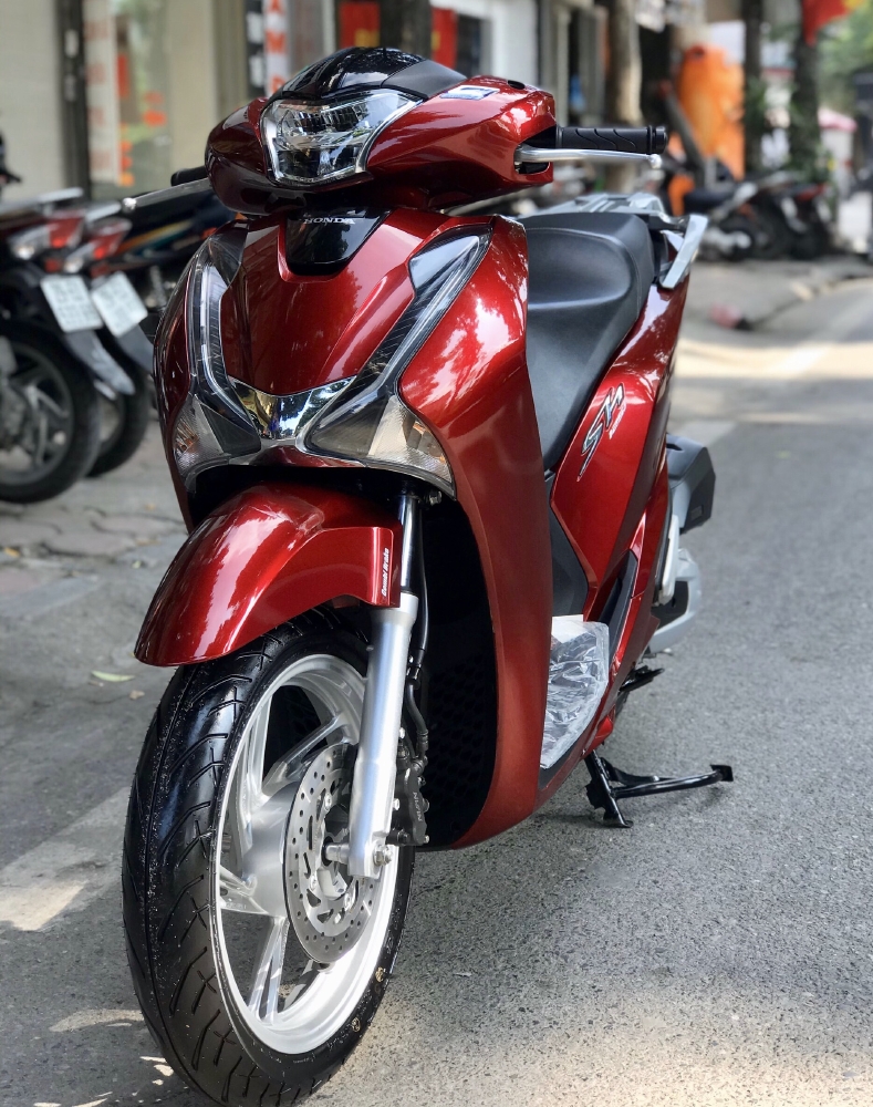 Cần bán SH Việt 125 CBS 2018 màu Đỏ cực mới