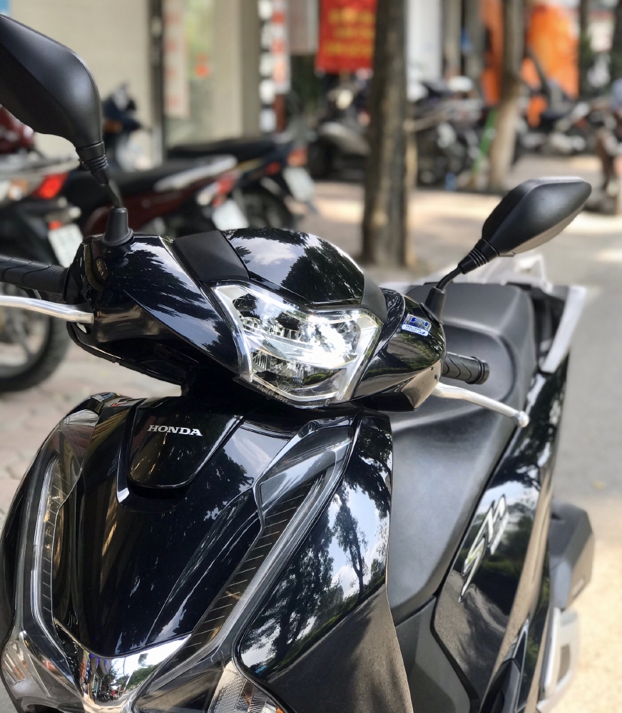 Cần bán SH Việt 150 ABS cuối 2018 màu Đen biển Vip